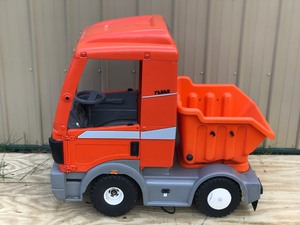 Mercedes Bins Kids Toy Dump Truck - Drivable - Missing Charger