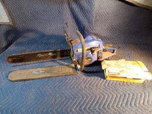 18 Blue Max chain saw with electric chain saw sharpener