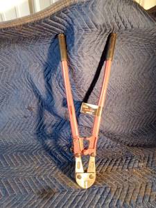 New 24 bolt  cutters