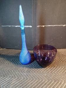Vintage Mid-century Modern Italian Emboli glass genie decanter and purple glass bowl