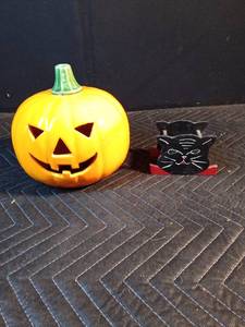 Halloween pumpkin candle holder and black cat box