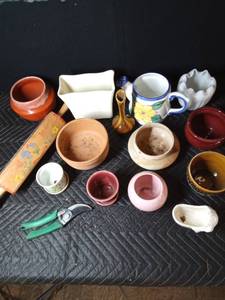 14 assorted planters and rolling pin - see details
