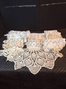 Lace doilies