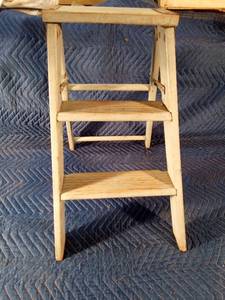 Small step ladder