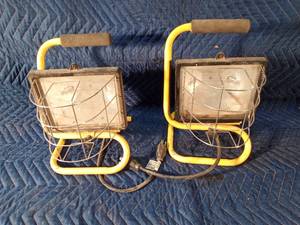 2 Halogen work lights - WORK