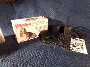 Wireless headphone speaker entertainment system