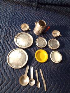 Vintage Little-Bo-Peep meyal childrens dishes and more