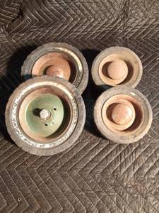 Vintage set of wagon wheels