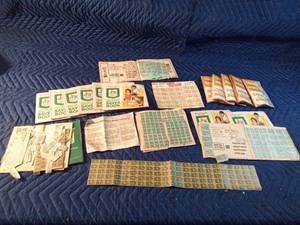 Vintage S&H and Gold Bond stamp books and stamps