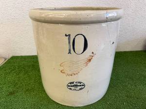 10 Gallon Red Wing Crock