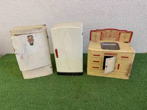 Vintage Metal Kitchen Toys