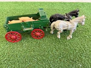 Cast Iron Horse & Wagon
