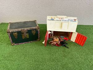 Salesman Trunk & Fisher-Price Family Farm