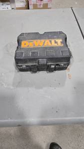 DeWalt DW082 Laser Plumb Bob