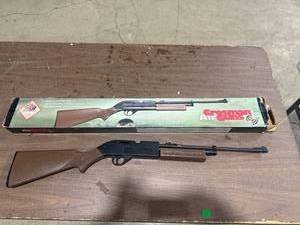 Crosman 760 Pumpmaster Air Rifle