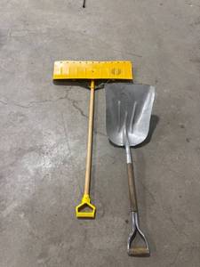 Snow Shovel and Pusher Set
