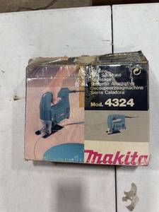 Makita Model 4324 Jigsaw