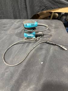 Makita BO4556 Orbital Sander