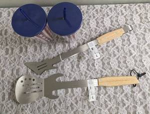 Dolly Parton Guitar Shaped Wood Handled BBQ Tongs and Spatula.  Tumblers