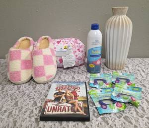 Cowgirl Print Pillow with beads inside, Ladies Slippers S(5-6). Bugables&nbsp Citronella Wristbands, Kids SPF50 Sunscreen, 12 Tall Ceramic Vase, Dukes of Hazard DVD -used