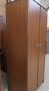 1 WARDROBE