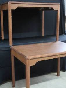 2 TABLE DESKs