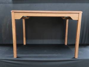 1 TABLE DESK