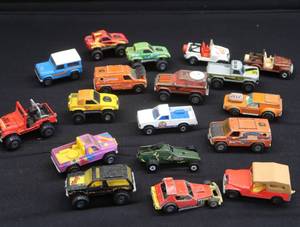 VINTAGE HOTWHEELS AND MATCHBOX CARS