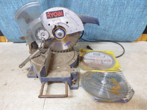 Ryobi 10 Compound Saw