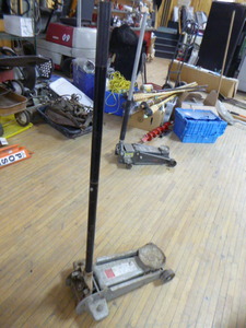 Hydraulic Floor Jack