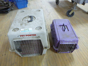 2 Pet Carriers