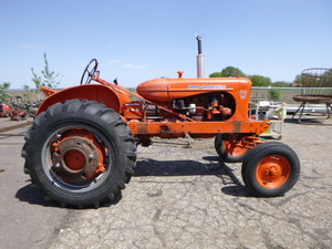 Vintage Allis-Chalmers WD45 Tractor