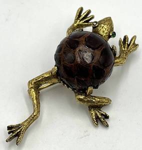 Jeanne Turtle Brooch - Gold Tone with Green Eye, 2.25 x 1 x 0.75 in