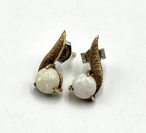 14k Gold Opal Stud Earrings - Pair