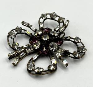 Bar Jam 12K Gold Filled Bow Brooch - 1.5 x 1.5 in