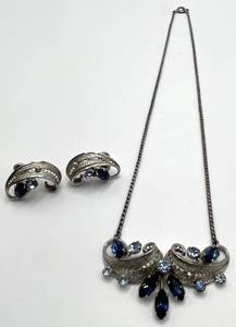 Van Dell Sterling Necklace & Screw-On Earrings - 8in Necklace, Pendant 1x1.75in