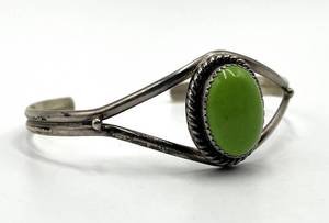 Sterling Gaspeite Bracelet - Green Oval Cabochon, 0.75 x 0.65 in, Band 2.5 x 2.25 in