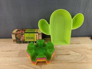 Garden Republic Salsa Starter Grow Kit, Cactus Chip & Dip Tray & 3 Taco Holders - Brand New