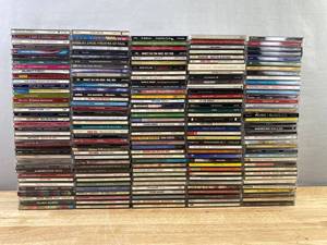 180 CD Music Collection - Alan Jackson, LL Cool J, ACDC, Motley Crue, George Straight, Alabama, Spice Girls, Madonna, Will Smith, Brad Paisley, Carrie Underwood, Garth Brooks, Madonna, Taylor Swift C