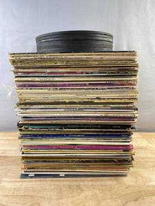 100 Vinyl LP Album Collection - Andy Williams, Johnny Cash, Hank Snow, Kingston Trio, Joe Reagan, The Equals, The Ventures, Liszt, Hank Williams, Buck Owens & Susan Raye, Johnny Rodriguez, Chet Atkins, Engelbert C