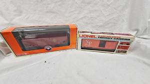 Lionel Northern Pacific Box Car and Sante Fe Hopper