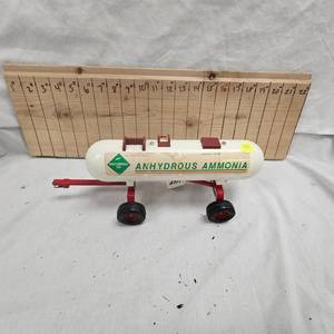 Ertl 116 Anhydrous Nurse Tank Die Cast