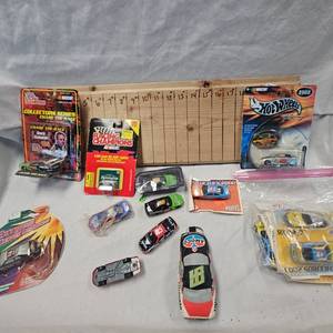 Lot of HotwheelsMatchbox Cars