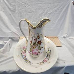 Porcelain Wash Set with Pitcher and Basin