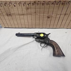Single Action .45 Revolver CopyReplicaDcor