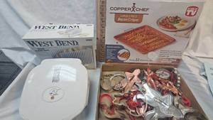 Bacon Cooker, Bread Slicer, Foreman Grill and Cookie Cutters