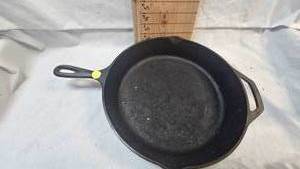 10 Cast Iron Skillet