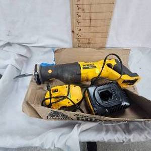 20V Dewalt Salzl with Battery and Charger