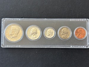 1964 Mint Set Dime is Denver