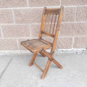 Vintage Wood Folding Chair 26.5 Tall